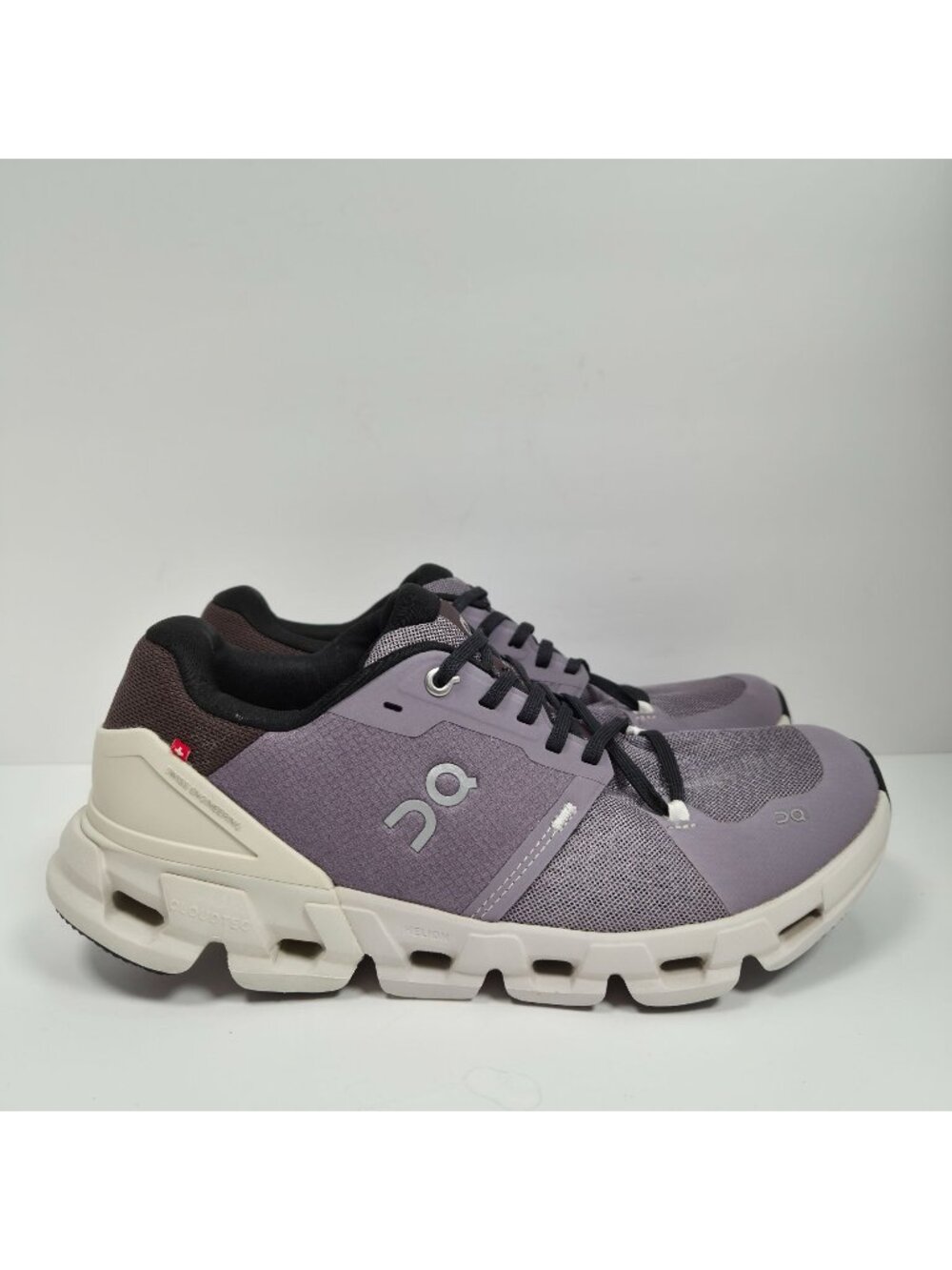 On Cloudflyer Men's Purple & White Running Shoes US Size 9